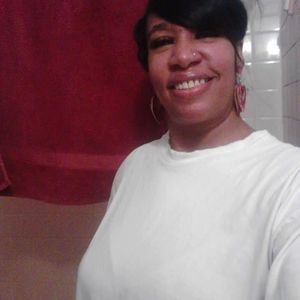 Meet your Posher, Cassandra